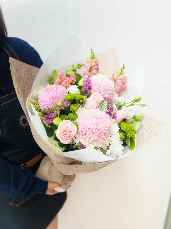 The Real Reason People Choose Local Florists They Trust
